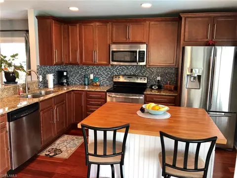 8653 Querce Ct, Naples, FL 34114 photo 3