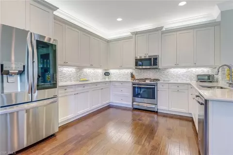 4159 Crescent Ct, Naples, FL 34119 photo 3