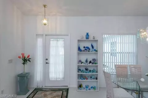 991 Murcott Dr, Naples, FL 34120 photo 3