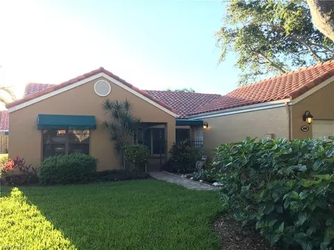 809 Reef Point Cir, Naples, FL 34108 photo 2