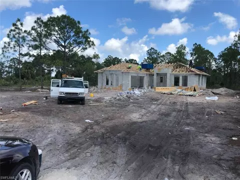 2425 60th Ave NE, Naples, FL 34120 photo 1