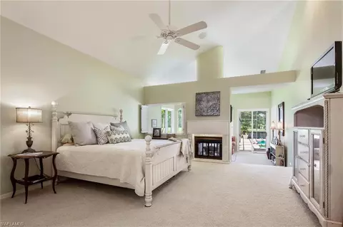 4602 Oak Leaf Dr, Naples, FL 34119 photo 17