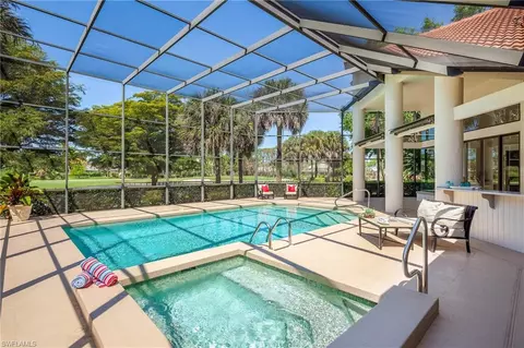 4602 Oak Leaf Dr, Naples, FL 34119 photo 1