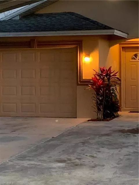 5322 Dixie Dr, Naples, FL 34113 photo 2