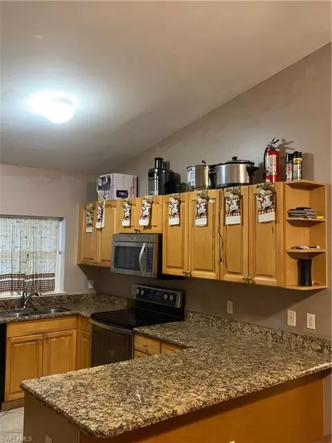 5322 Dixie Dr, Naples, FL 34113 photo 7