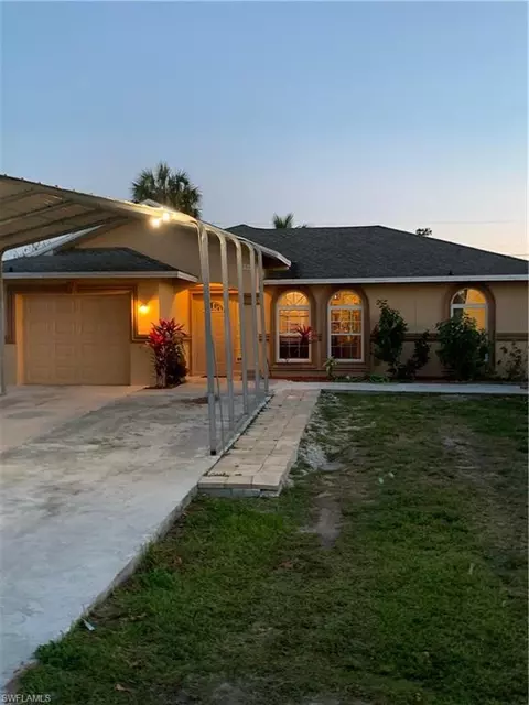 5322 Dixie Dr, Naples, FL 34113 photo 3