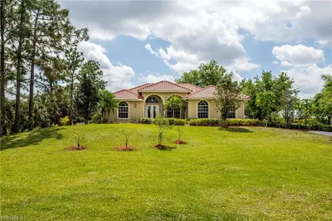 2624 47th Ave NE, Naples, FL 34120 photo 2