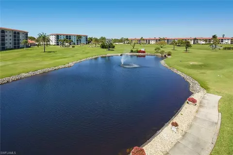 49 High Point Cir S #304, Naples, FL 34103 photo 9