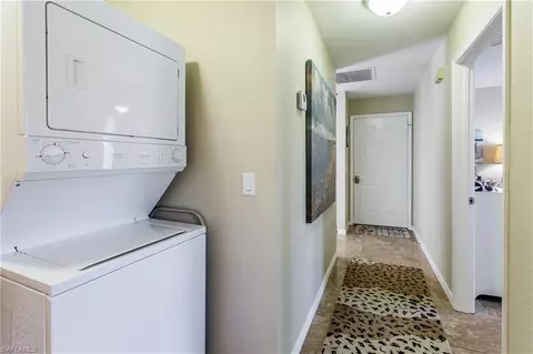105 Hilo St W, Naples, FL 34113 photo 7