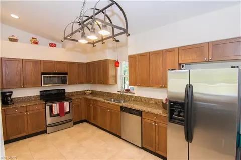 3320 4th Ave NE, Naples, FL 34120 photo 4