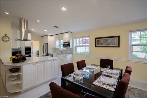 3714 Yakobi Ln, Naples, FL 34119 photo 10