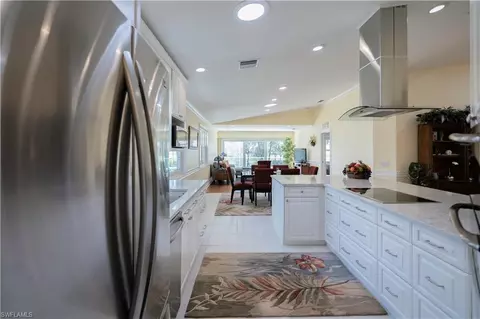 3714 Yakobi Ln, Naples, FL 34119 photo 6