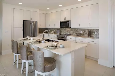 1135 3rd Ave S #505, Naples, FL 34102 photo 4