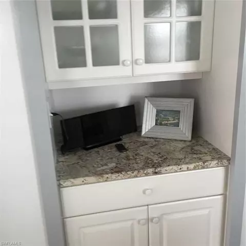 37 High Point Cir E #610, Naples, FL 34103 photo 3
