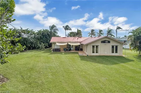 9846 Sandringham Gate, Naples, FL 34109 photo 25