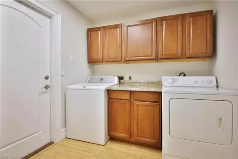 9846 Sandringham Gate, Naples, FL 34109 photo 21