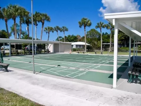 33 Henderson Dr, Naples, FL 34114 photo 15