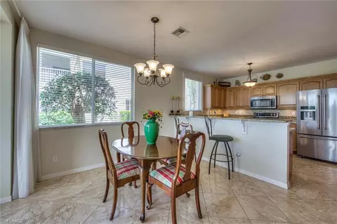8460 Southbridge Dr #4, Fort Myers, FL 33967 photo 14