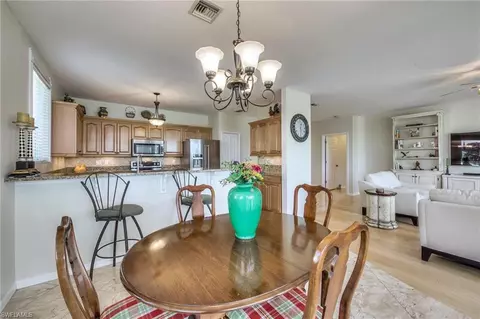 8460 Southbridge Dr #4, Fort Myers, FL 33967 photo 16