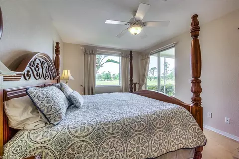 8460 Southbridge Dr #4, Fort Myers, FL 33967 photo 19