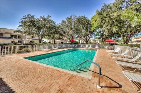 8460 Southbridge Dr #4, Fort Myers, FL 33967 photo 29