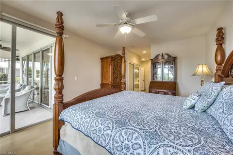 8460 Southbridge Dr #4, Fort Myers, FL 33967 photo 18
