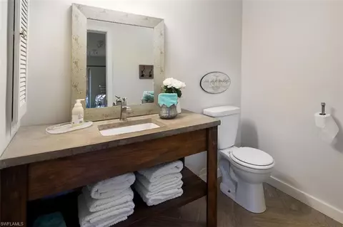 417 Cypress Way E, Naples, FL 34110 photo 27