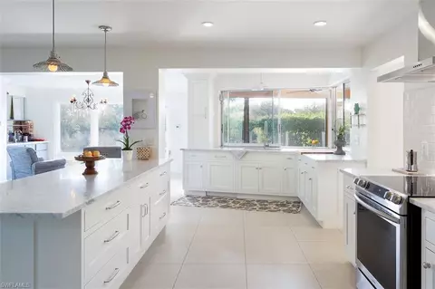 417 Cypress Way E, Naples, FL 34110 photo 15