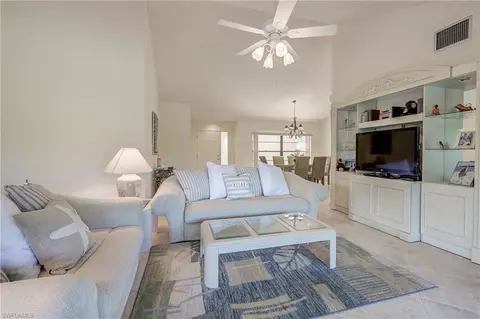 816 Reef Point Cir, Naples, FL 34108 photo 5