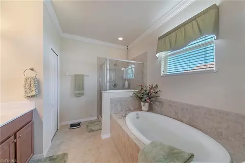 8054 Princeton Dr, Naples, FL 34104 photo 17
