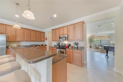8054 Princeton Dr, Naples, FL 34104 photo 5