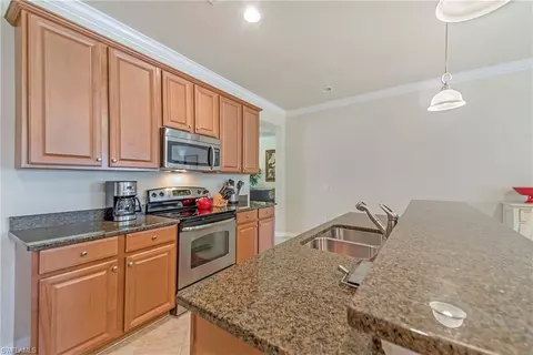 8054 Princeton Dr, Naples, FL 34104 photo 7