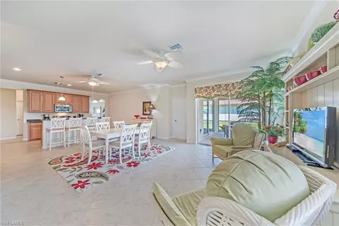 8054 Princeton Dr, Naples, FL 34104 photo 13