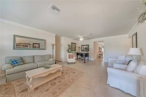 8054 Princeton Dr, Naples, FL 34104 photo 4