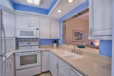 801 River Point Dr #201A, Naples, FL 34102 photo 11