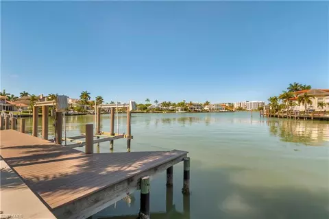 3215 Crayton Rd, Naples, FL 34103 photo 25