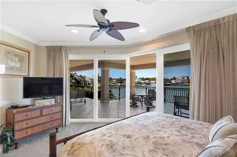 3215 Crayton Rd, Naples, FL 34103 photo 17
