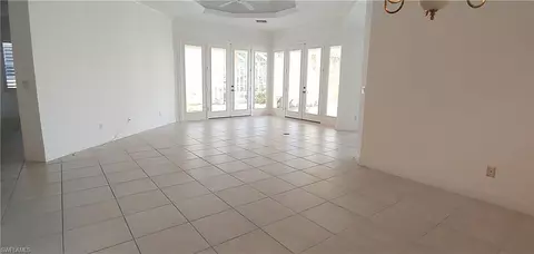 491 Tullamore Ln, Naples, FL 34110 photo 9