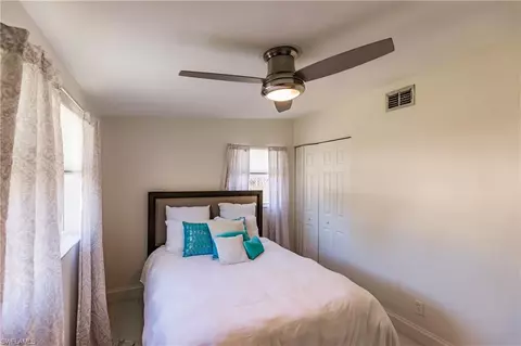 1243 Brookside Dr, Naples, FL 34104 photo 9
