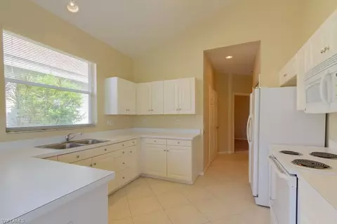 1869 Pondside Ln, Naples, FL 34109 photo 7