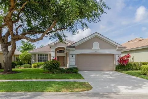 1869 Pondside Ln, Naples, FL 34109 photo 1