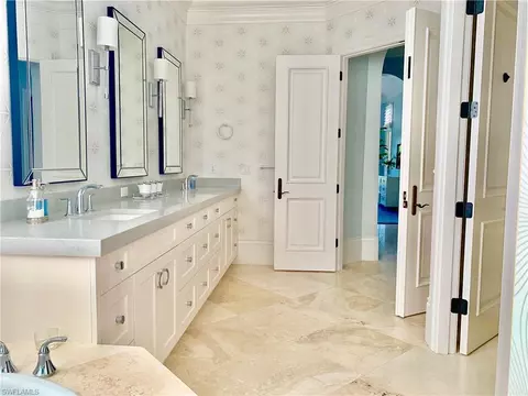 2130 Modena Ct, Naples, FL 34105 photo 11