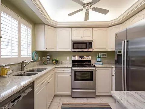995 9th Ave S #2, Naples, FL 34102 photo 7