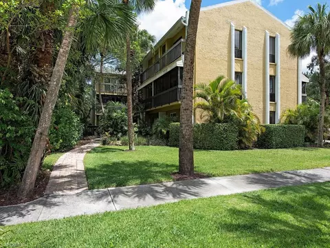 995 9th Ave S #2, Naples, FL 34102 photo 11
