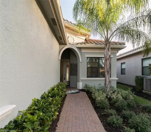 4144 Crescent Ct, Naples, FL 34119 photo 22