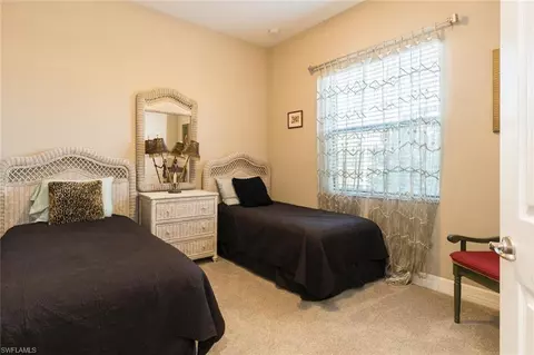4144 Crescent Ct, Naples, FL 34119 photo 14