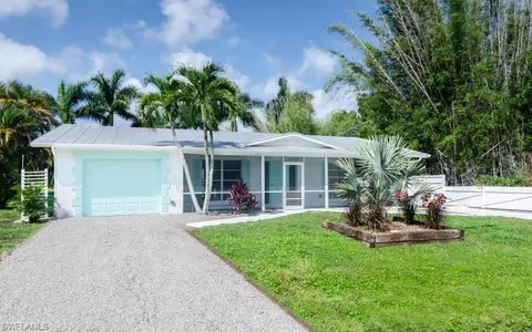 28 Constitution Dr, Naples, FL 34112 photo 1