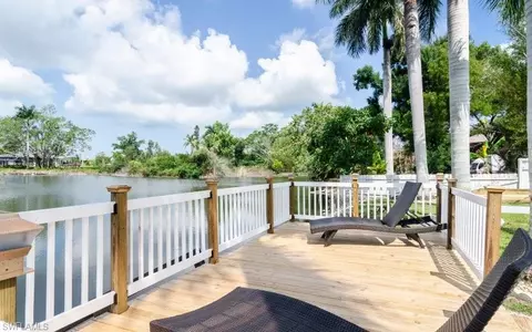 28 Constitution Dr, Naples, FL 34112 photo 5