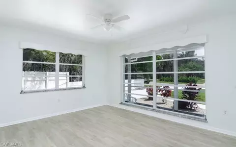 28 Constitution Dr, Naples, FL 34112 photo 4
