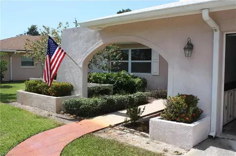 4337 Robin Ave, Naples, FL 34104 photo 5